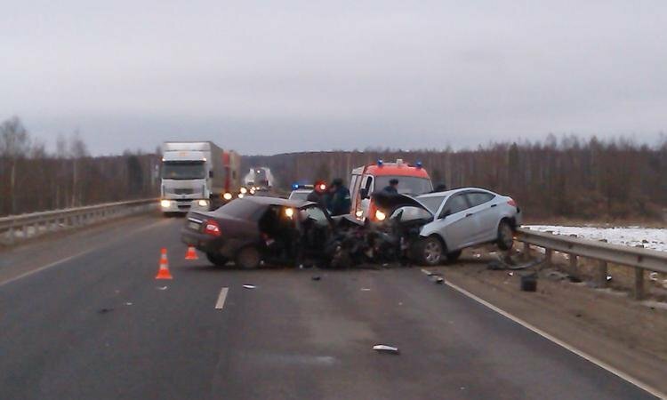 В Карелии в ДТП погибли 4 человека