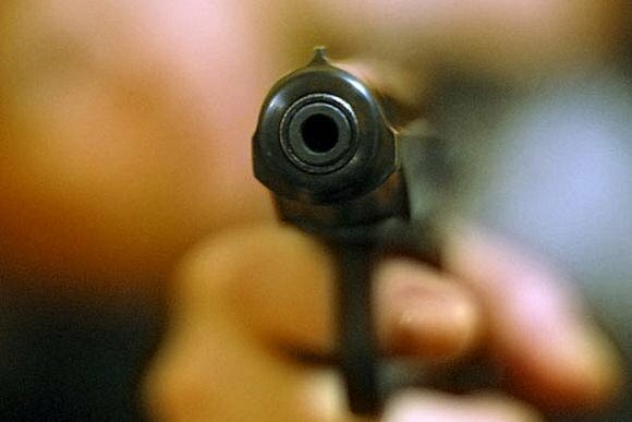 В Башкирии пешеход расстрелял маршрутное такси