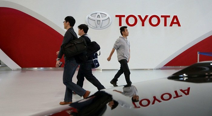 Toyota   6  
