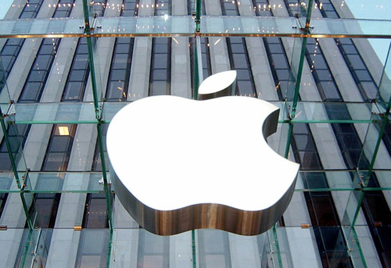 Apple    Beats Electronics
