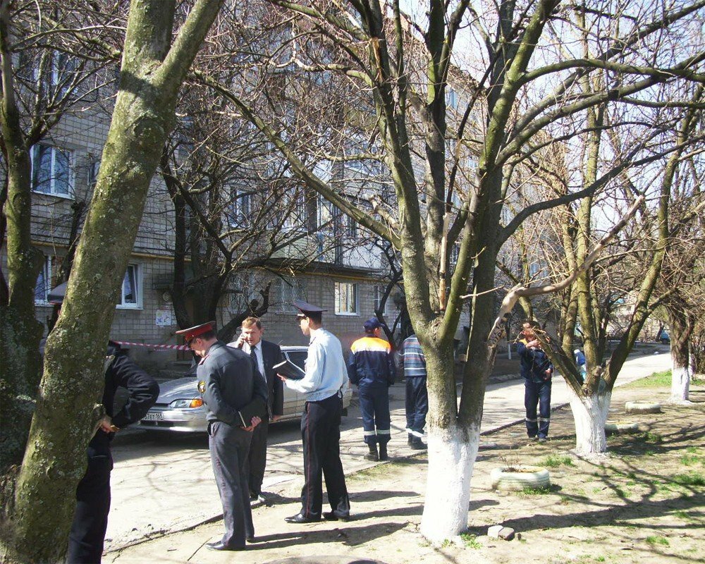 Начальник Мариупольской милиции найден повешенным