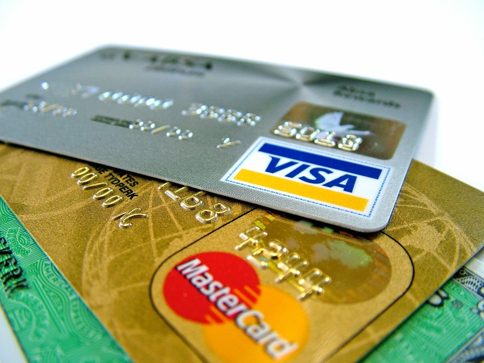 Программисты из Магнитогорска разработали аналог Visa и MasterCard