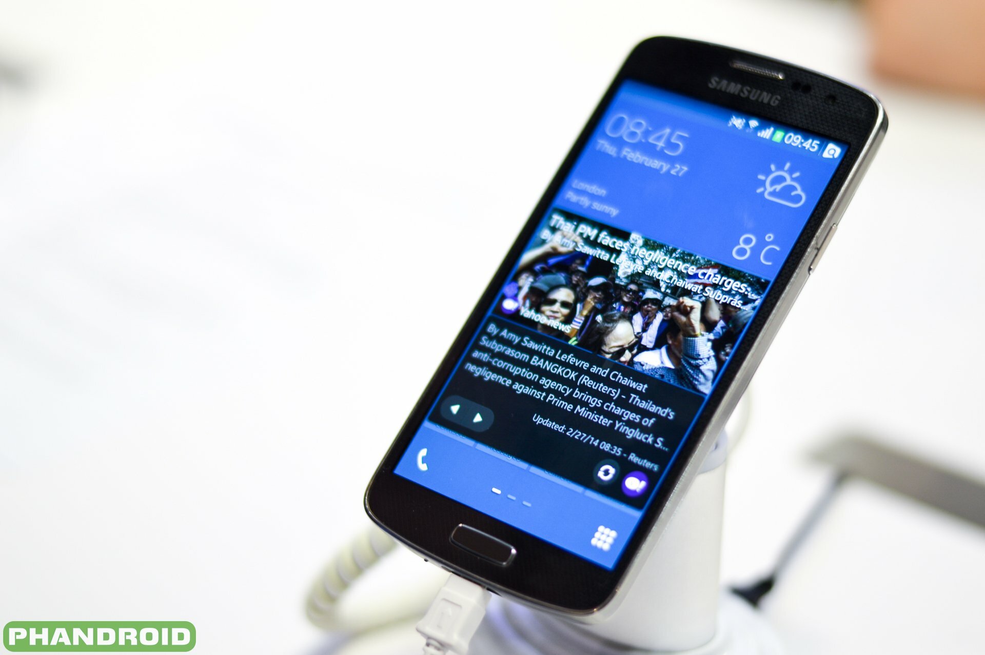 В России появится в продаже смартфон Samsung на новой версии операционной системы