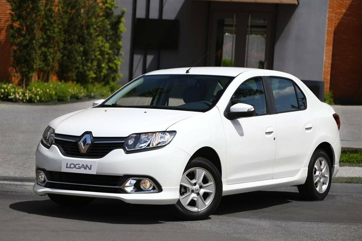 Новый Renault Logan теперь доступен россиянам