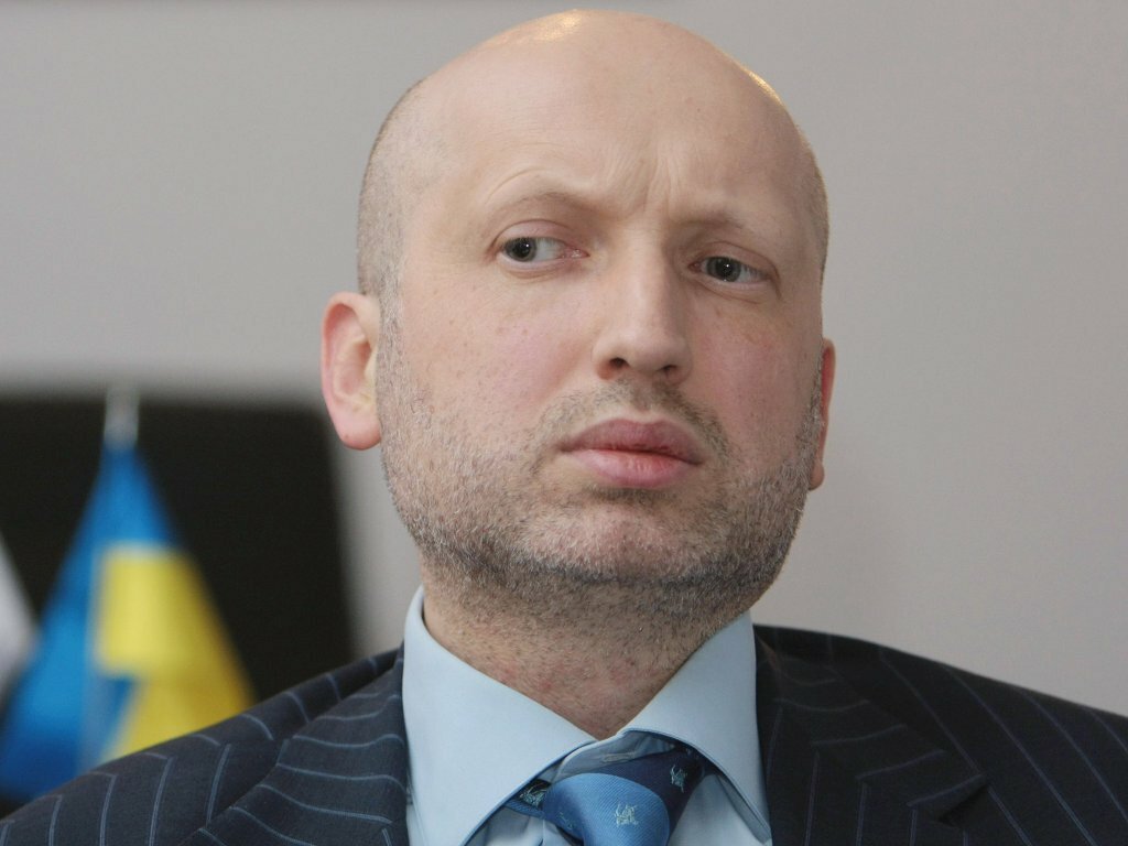 Турчинов одел маску палача
