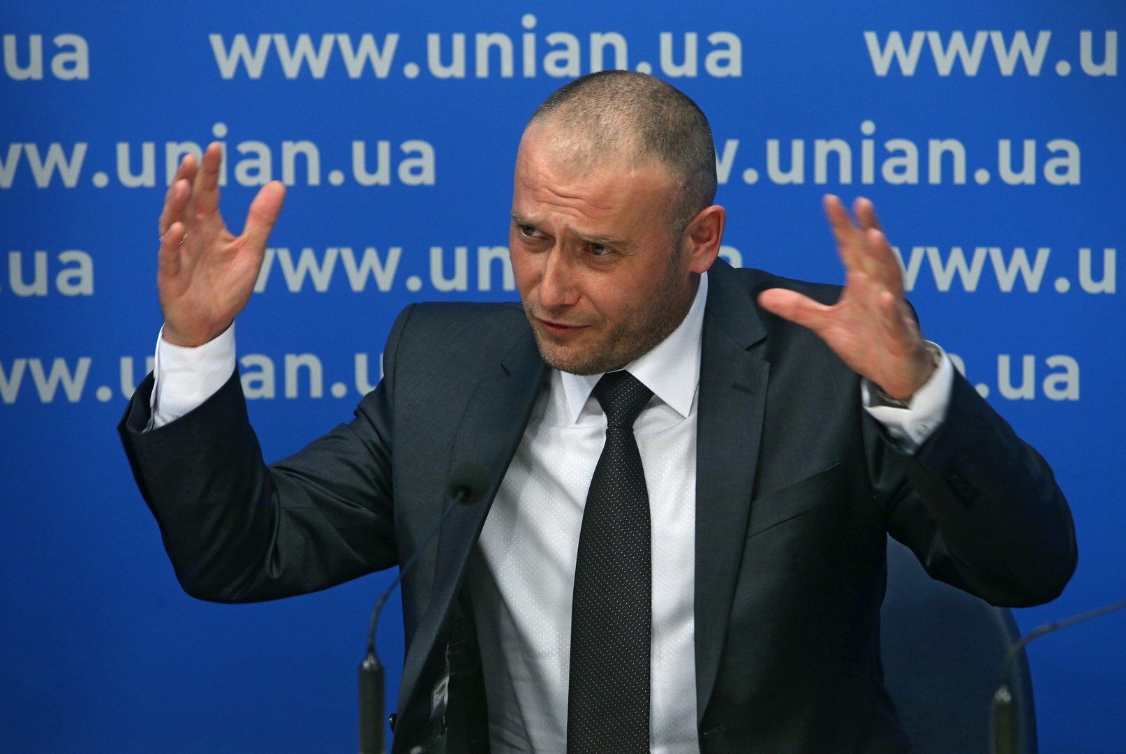 Лидер «Правого сектора» предложил свой вариант возврата Крыма