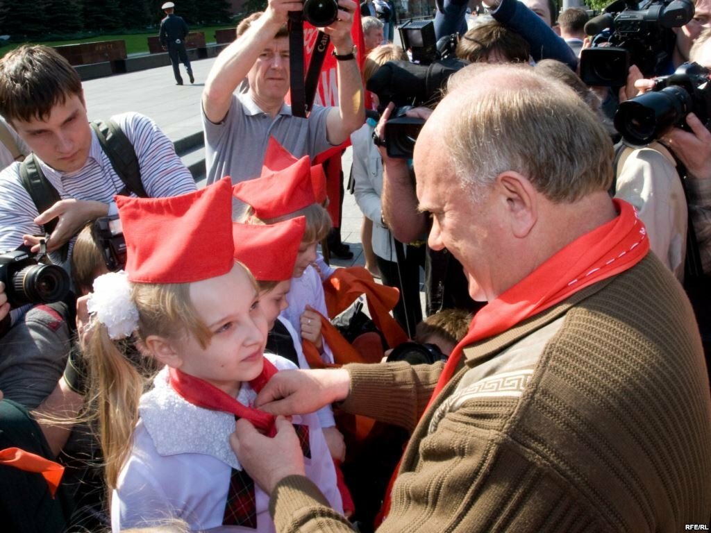 Красная площадь: пионеры 2014