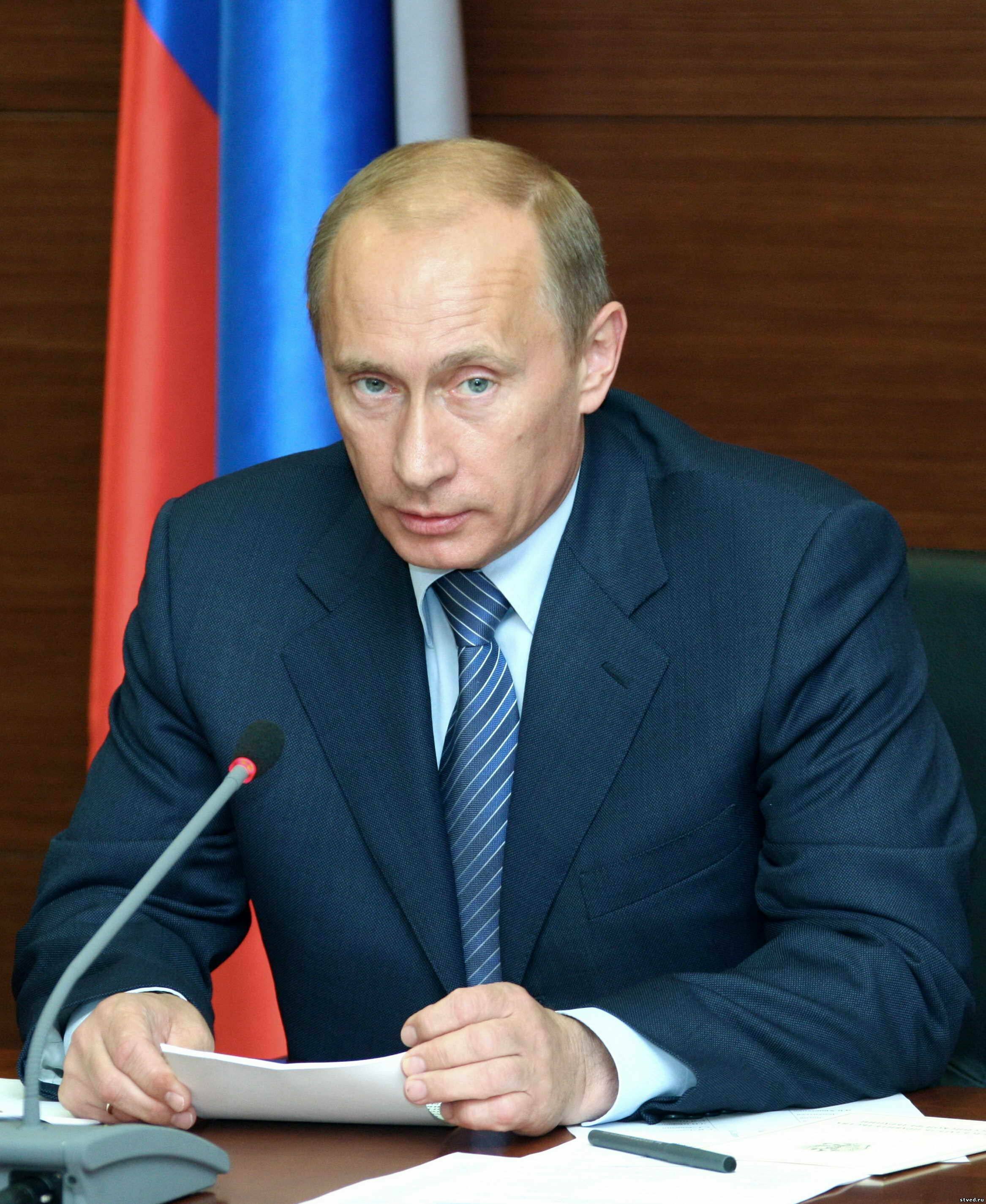 Владимир Путин досрочно уволил пять губернаторов