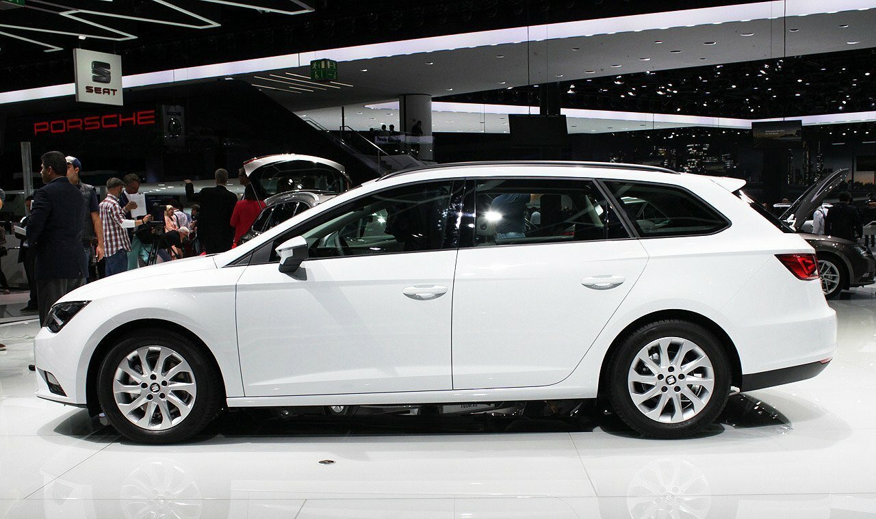 Новенький Seat Leon ST в России с 16 июня
