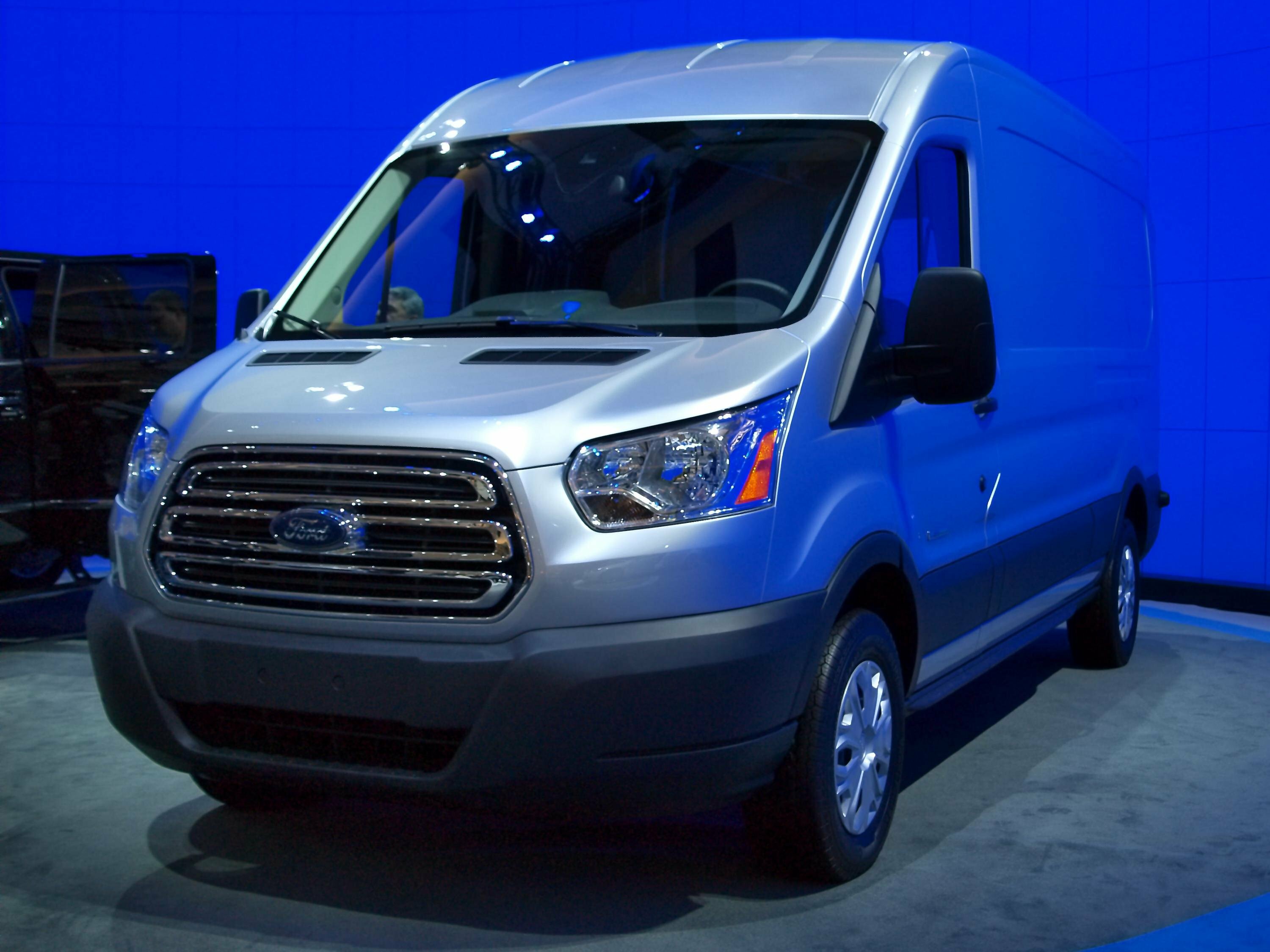 Новая модель Ford Transit вскоре появится в России
