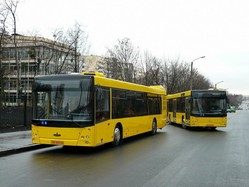 В Киеве взорвался автобус